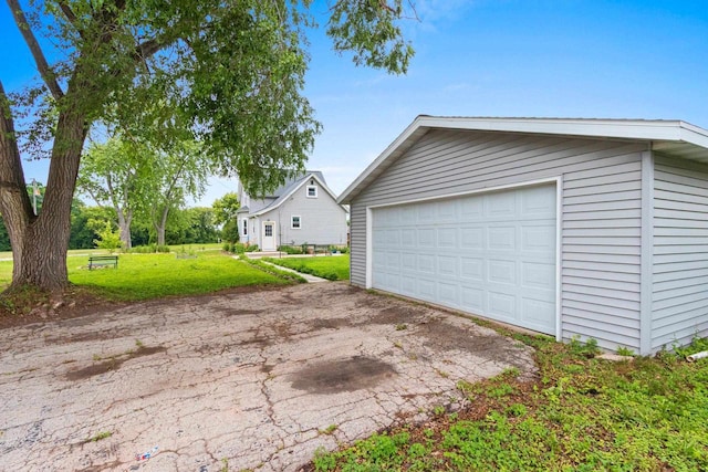 731 S Michigan St, De Pere, WI 54115 - view of detached garage
