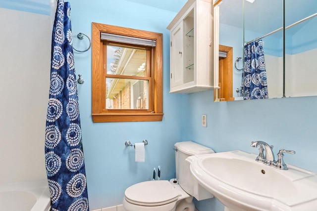 W262S3159 View Dr, Waukesha, WI 53189 - full bathroom featuring a sink and shower / tub combo