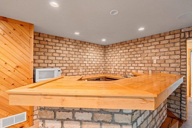 N3520 Range Ct, Freedom, WI 54913 - detailed view of recessed lighting