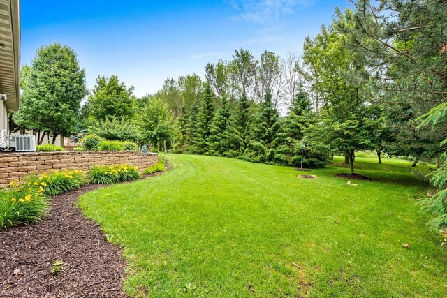 N3520 Range Ct, Freedom, WI 54913 - view of green lawn