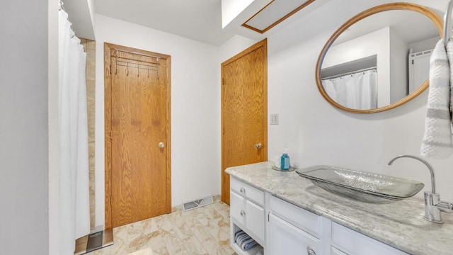 3515 Willow Cir, Sheboygan, WI 53083 - full bath with vanity and marble finish flooring