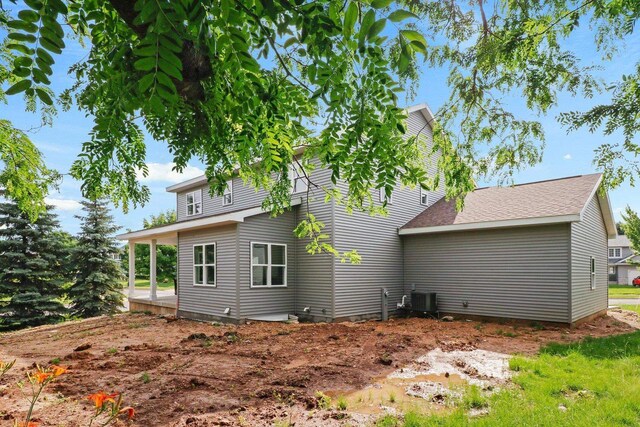 1108 Heritage Ct, Waunakee, WI 53597 - back of house