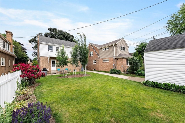 5825 N Bay Ridge Ave, Whitefish Bay, WI 53217 - view of yard featuring an outdoor structure