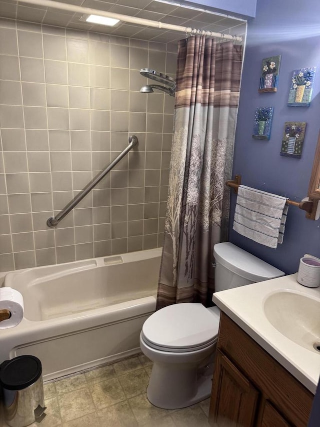 408 N Hine Ave, Waukesha, WI 53188 - full bath with shower / tub combo and vanity
