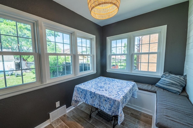 7550 26th Ave, Kenosha, WI 53143 - view of sunroom / solarium