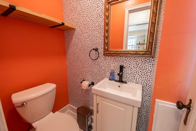 7550 26th Ave, Kenosha, WI 53143 - half bathroom with vanity and toilet