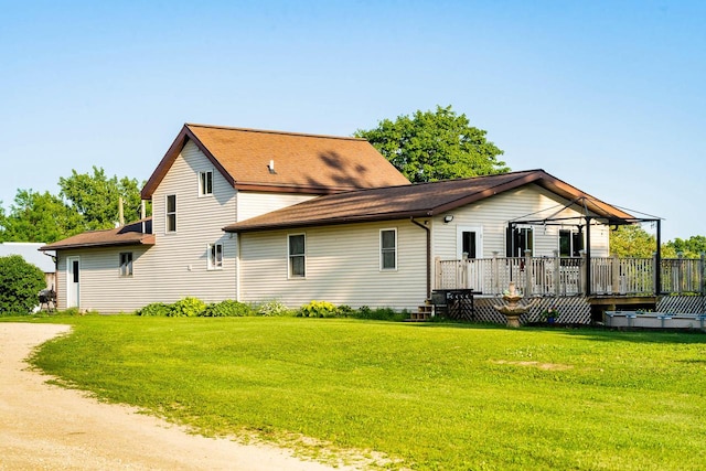 E2880 Witcraft Ridge Rd, Genoa, WI 54632 - back of house featuring a yard, a gazebo, and a deck