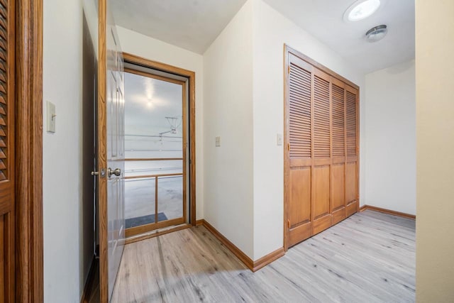 2232 N Cloudview Dr, Appleton, WI 54914 - hall with light wood finished floors and baseboards
