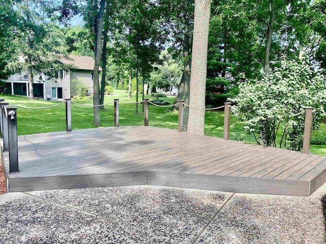5572 Stable View Ln, Fitchburg, WI 53575 - deck featuring a yard