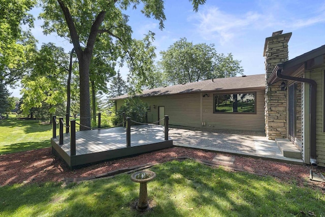 5572 Stable View Ln, Fitchburg, WI 53575 - deck featuring a yard