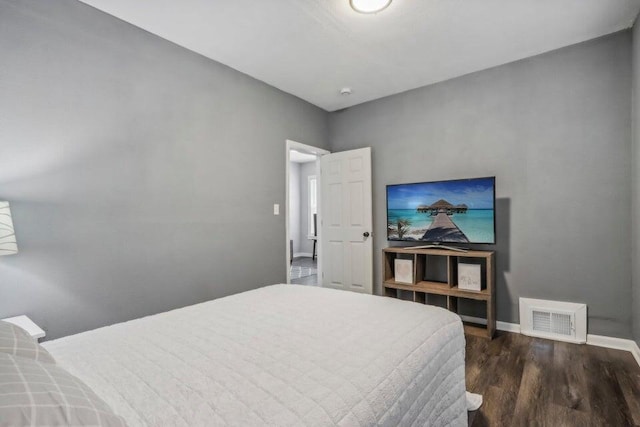 2116 W Atkinson Ave Unit 2116A, Milwaukee, WI 53209 - bedroom with wood finished floors and baseboards
