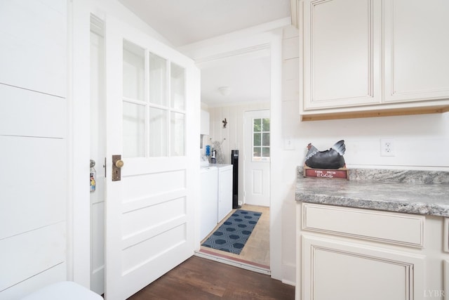 7505 Timberlake Rd, Lynchburg, VA 24502 - entryway with washer and clothes dryer and dark wood finished floors