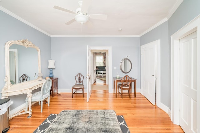 7821 Bellevue Rd, Forest, VA 24551 - living area featuring hardwood / wood-style floors, ceiling fan, and crown molding