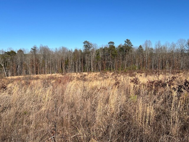 937 White Fall Rd, Gretna, VA 24577