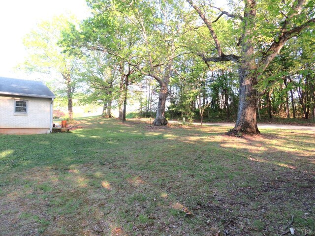 11420 Wards Rd, Rustburg, VA 24588 - view of grassy yard