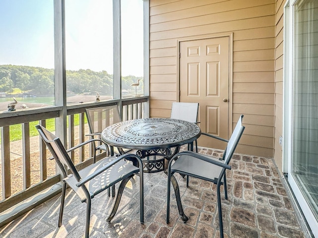 1055 Mariners Way, Huddleston, VA 24104 - view of sunroom / solarium