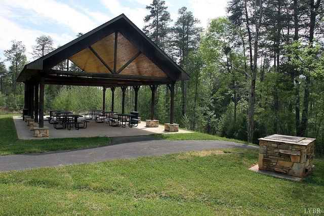160 Thomas Ct, Lynch Station, VA 24571
