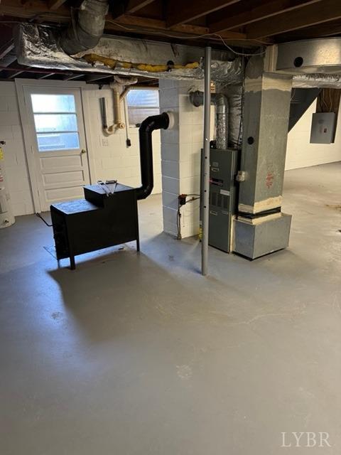 305 Eldon Rd, Appomattox, VA 24522 - below grade area featuring concrete block wall and electric panel