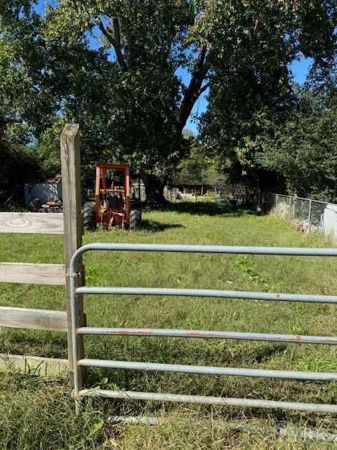 3535 Cabell Rd, Wingina, VA 24599 - gate with fence
