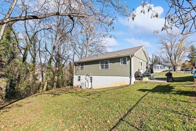 1117 Long Meadows Dr, Lynchburg, VA 24502 - view of property exterior with a lawn