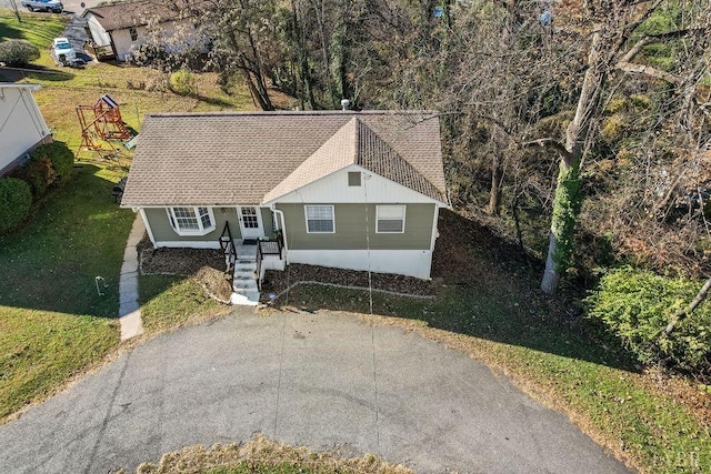 1117 Long Meadows Dr, Lynchburg, VA 24502 - view of front of property with roof with shingles and a front lawn