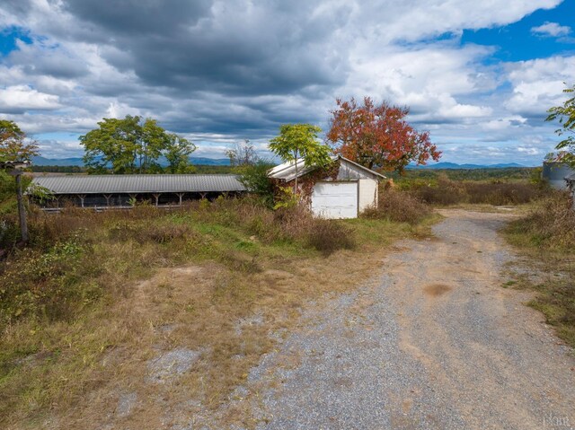 9961 Falling Creek Rd, Huddleston, VA 24104