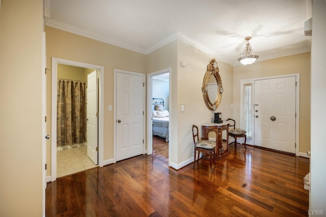 152 Fairwinds Ct, Forest, VA 24551 - entrance foyer featuring wood finished floors, crown molding, and baseboards