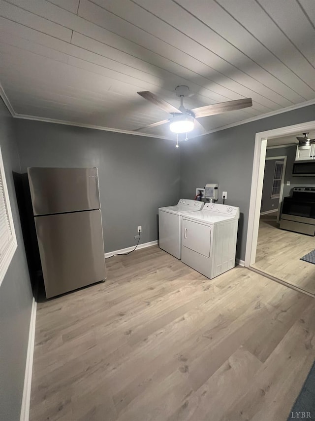 1103 Brandon Rd, Lynchburg, VA 24502 - clothes washing area featuring light wood finished floors, independent washer and dryer, ceiling fan, and ornamental molding
