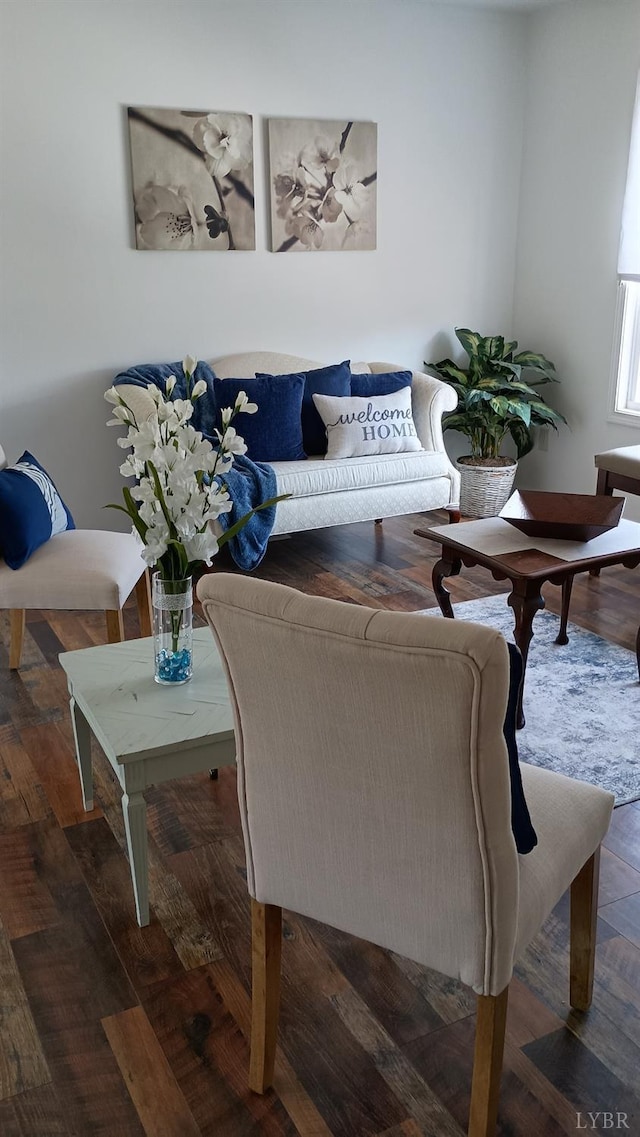 192 Main St, Madison Heights, VA 24572 - view of living area