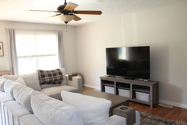 224 Duncraig Dr, Lynchburg, VA 24502 - living area with baseboards, wood finished floors, and ceiling fan