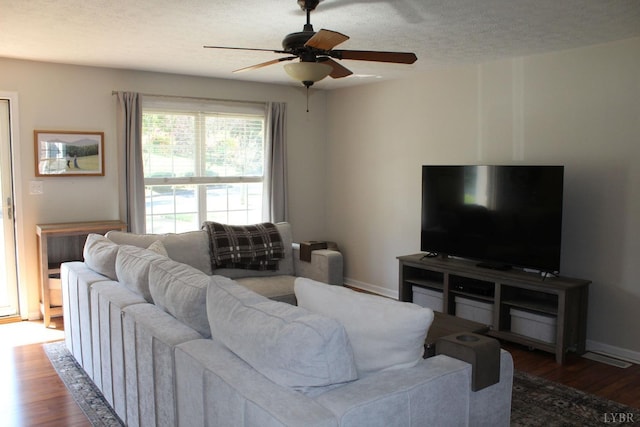 224 Duncraig Dr, Lynchburg, VA 24502 - living room featuring ceiling fan, wood finished floors, a textured ceiling, and baseboards