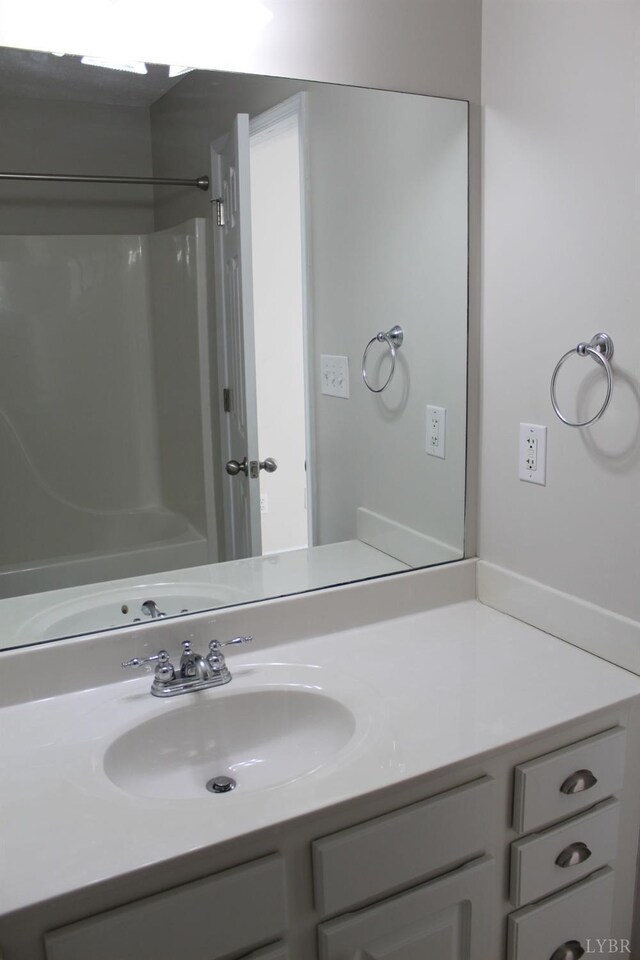 224 Duncraig Dr, Lynchburg, VA 24502 - full bath with vanity and a shower