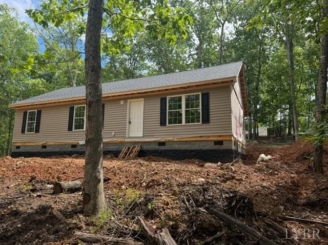19 Cedar Bluff Ln, Hardy, VA 24101 - manufactured / mobile home featuring crawl space and roof with shingles