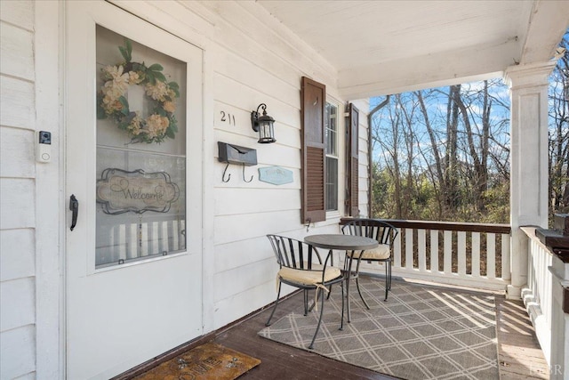 211 Warren Ave, Lynchburg, VA 24501 - deck with a porch
