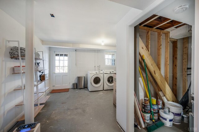 3756 Woodside Ave, Lynchburg, VA 24503 - laundry room featuring washer and clothes dryer