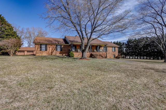 1094 Queen Ann Ct, Forest, VA 24551 - ranch-style home featuring a front lawn, a porch, and brick siding