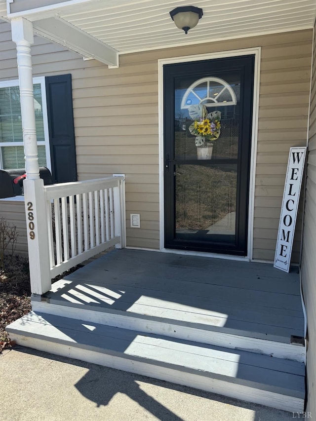 2809 Herbert St, Lynchburg, VA 24501 - entrance to property featuring a porch