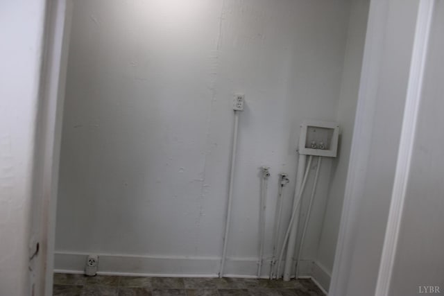 2127 Hanover St, Lynchburg, VA 24501 - clothes washing area featuring laundry area and washer hookup