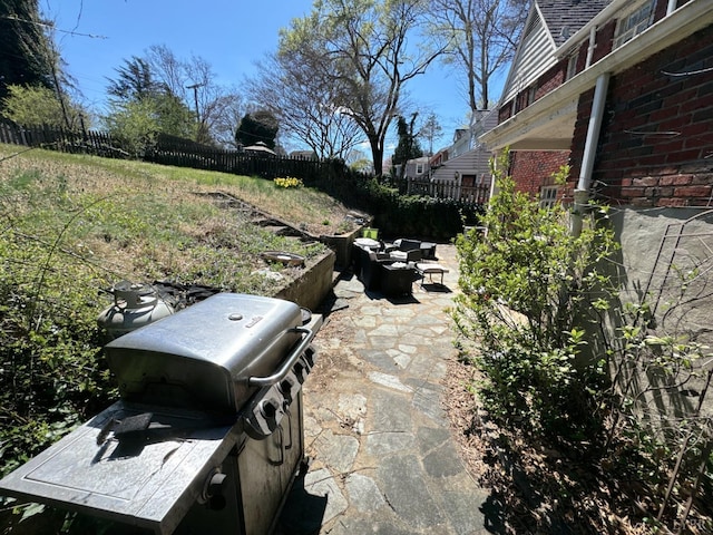 807 Pershing Ave, Lynchburg, VA 24503 - view of yard featuring a patio area