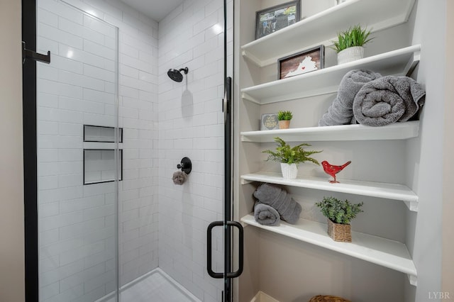 706 Elmwood Ave, Lynchburg, VA 24503 - bathroom with a shower stall