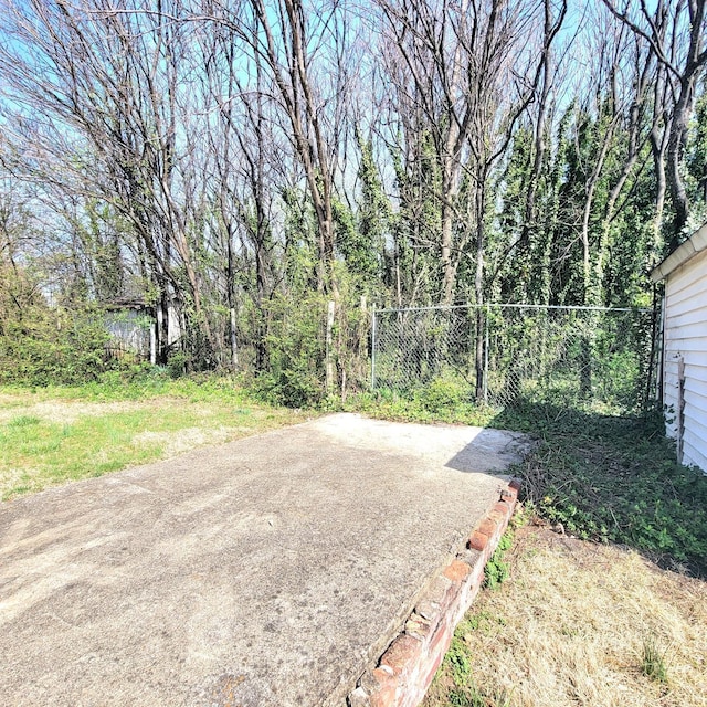 1640 Shaffer St, Lynchburg, VA 24501 - view of yard with a patio area and fence