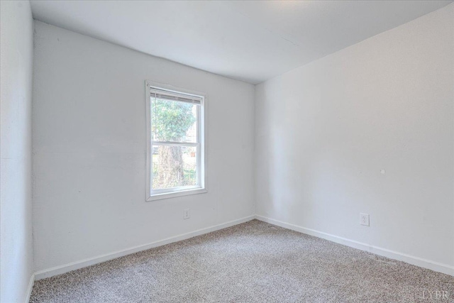 111 Willow St, Lynchburg, VA 24503 - empty room featuring carpet and baseboards