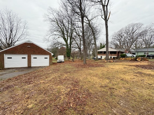 1119 Peaks St, Bedford, VA 24523 - view of yard with a garage and an outdoor structure