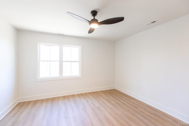 271 Riverside Dr, Lynchburg, VA 24503 - spare room featuring light wood-type flooring and a ceiling fan