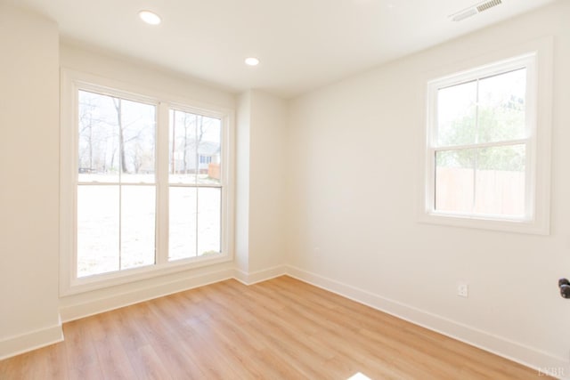 271 Riverside Dr, Lynchburg, VA 24503 - empty room featuring light wood-style flooring and recessed lighting