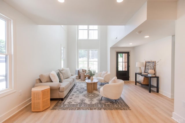 271 Riverside Dr, Lynchburg, VA 24503 - living area featuring wood finished floors and recessed lighting
