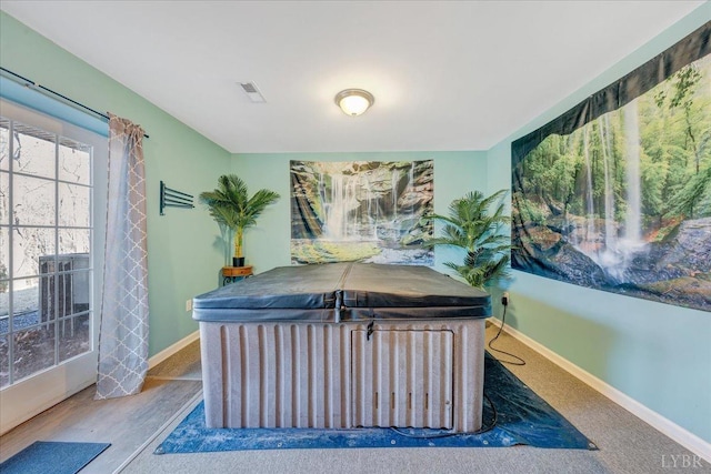 1309 Gate Ln, Moneta, VA 24121 - room details with baseboards and visible vents