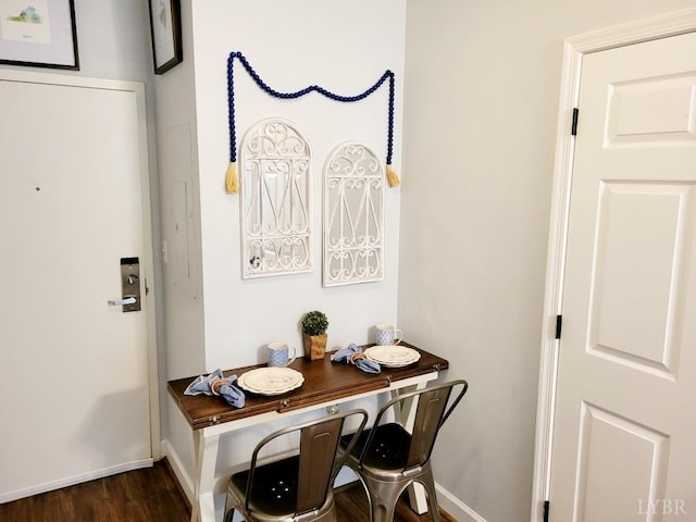 1245 Graves Harbor Dr Unit 2103, Huddleston, VA 24104 - interior space featuring baseboards and wood finished floors