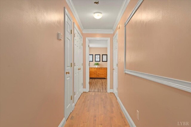 352 Wild Turkey Rd, Lynchburg, VA 24502 - hall featuring light wood finished floors and crown molding