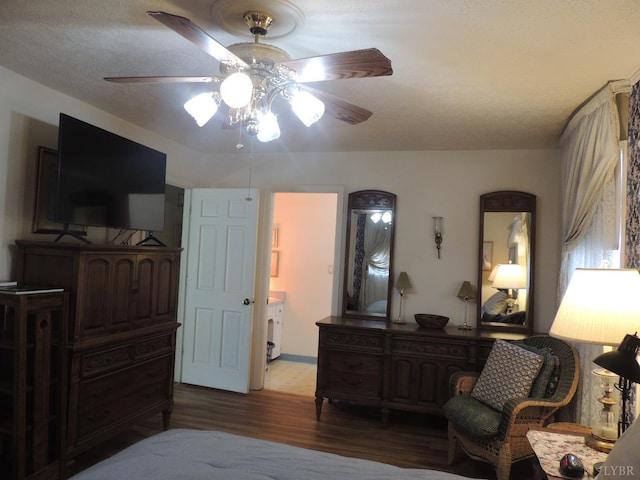 723 Custer Dr, Lynchburg, VA 24502 - bedroom featuring wood finished floors and a ceiling fan